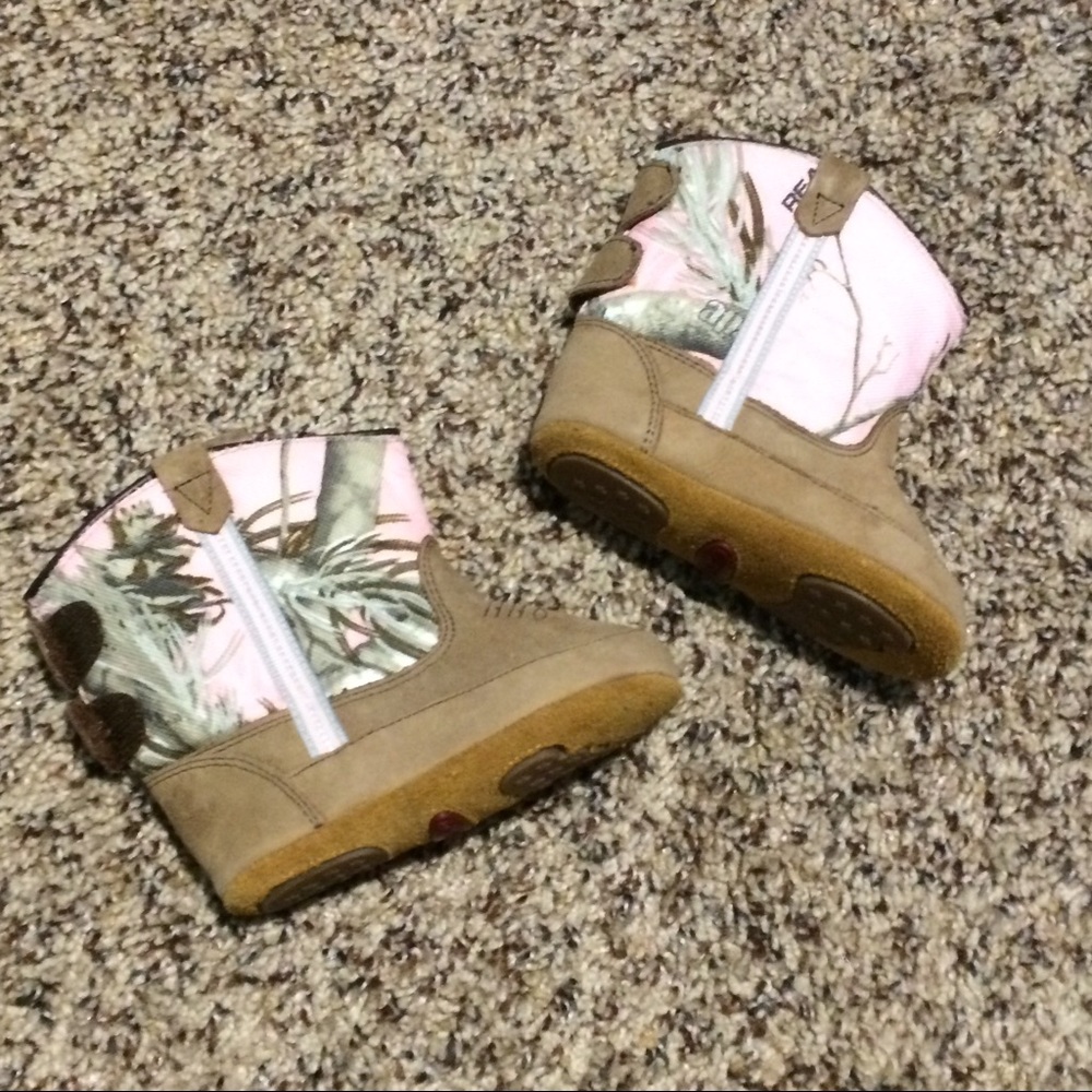 🍀$8 IF BUNDLED🍀 Old West baby cowboy booties